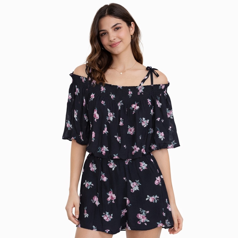 B. Darlin Black Romper Women’s 3/4 Floral Cold Shoulder & Tie Strap Lined NWT